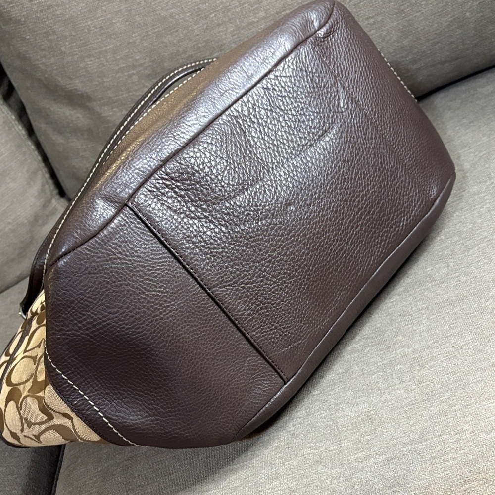Coach Signature Canvas Tote in Khaki and Brown with Leather Trim - Picture 7 of 10